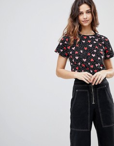 Футболка с принтом сердец ASOS - Черный