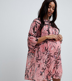 Свободное платье с расклешенными рукавами и принтом Mamalicious - Мульти Mama.Licious