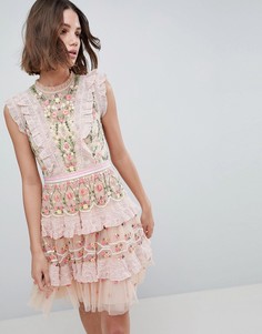 Платье мини с высоким воротом и вышивкой Needle &amp; Thread - Розовый
