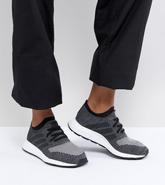 Черные трикотажные кроссовки adidas Originals Swift Run - Черный