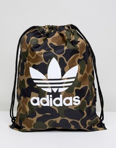 Рюкзак на шнурке с камуфляжным принтом adidas Originals CD6099 - Зеленый