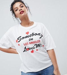Свободная футболка с принтом Somebody Loves Me ASOS DESIGN Curve - Кремовый