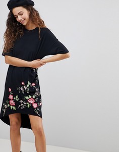 Асимметричное платье-футболка с вышивкой ASOS DESIGN - Черный
