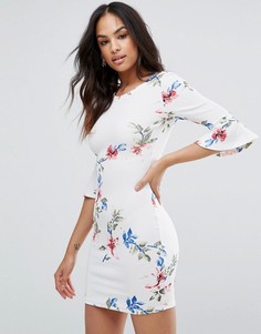 Платье с рукавами 3/4 и цветочным принтом AX Paris - Мульти