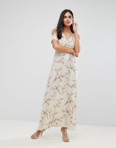 Платье макси с открытыми плечами, цветочным принтом и поясом Ax Paris - Кремовый