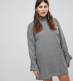 Платье в клеточку с высоким воротом AX Paris Plus - Мульти