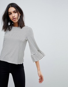 Топ в полоску с принтом пейсли NYTT - Черный