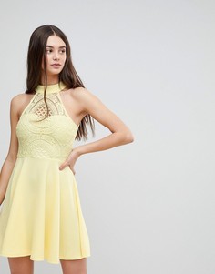 Короткое приталенное платье с кружевным топом Ax Paris - Желтый
