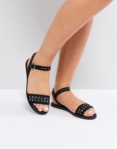 Сандалии на плоской подошве с заклепками Steve Madden Donddi-R - Черный