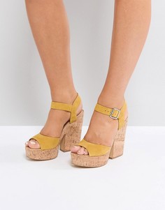 Босоножки на пробковой платформе Steve Madden Leighton - Желтый