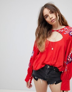 Блузка с вышивкой Free People - Красный