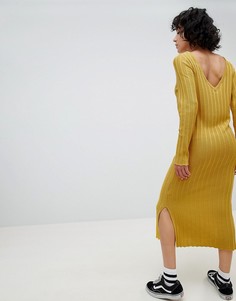 Вязаное платье миди в широкий рубчик с V-образным вырезом на спине ASOS DESIGN - Желтый