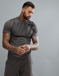 Коричневая футболка с логотипом Nike Training Dry 890194-202 - Зеленый