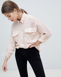 Выбеленная атласная oversize-рубашка с D-образными пряжками ASOS DESIGN - Бежевый