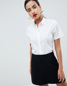 Свободная рубашка из эластичного хлопка с короткими рукавами ASOS DESIGN - Белый