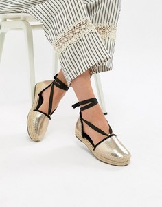 Золотистые эспадрильи на плоской платформе с завязками Glamorous - Золотой