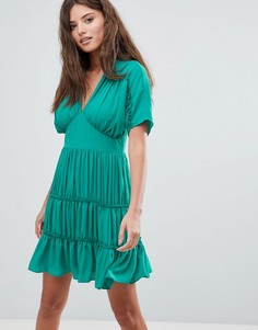 Мягкое ярусное платье мини ASOS - Зеленый