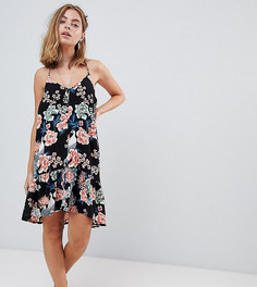 Платье на бретельках с оборкой и принтом Sisters Of The Tribe Petite - Черный