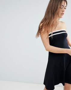 Короткое приталенное платье-бандо с полосками ASOS DESIGN - Черный