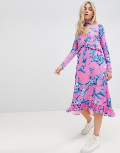 Платье миди в цветочек с воротом-чокером и оборками ASOS DESIGN - Мульти