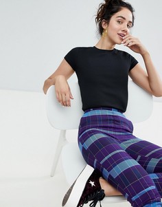 Футболка в рубчик Monki - Черный
