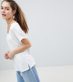 Белая футболка с рукавами летучая мышь ASOS DESIGN Petite - Белый
