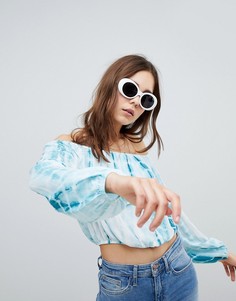 Кроп-топ с открытыми плечами и принтом тай-дай Glamorous - Синий