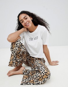 Пижамный комплект из футболки и брюк с широкими штанинами и леопардовым принтом ASOS DESIGN - Мульти