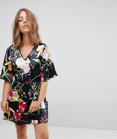 Цельнокройное платье с цветочным принтом Vero Moda - Мульти