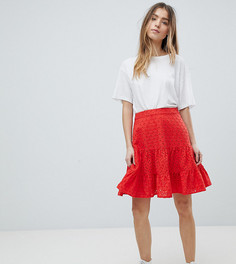Мини-юбка с вышивкой ришелье ASOS DESIGN Petite - Красный