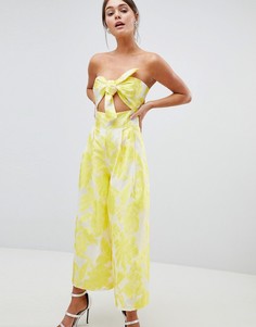 Жаккардовый комбинезон-бандо с декоративным узлом ASOS DESIGN - Желтый