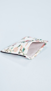 Kate Spade New York Cameron Street Ditsy Blossom Card Holder