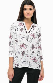 Белая блуза с цветочным принтом Comma