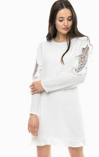Короткое платье белого цвета Silvian Heach