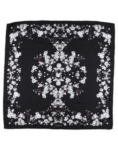 Платок Givenchy