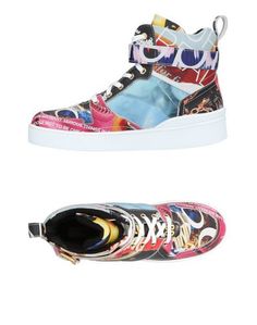 Высокие кеды и кроссовки Moschino