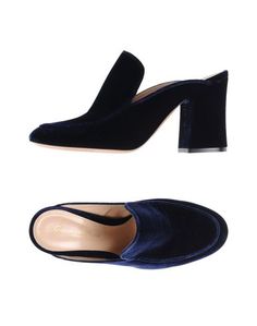 Мюлес и сабо Gianvito Rossi