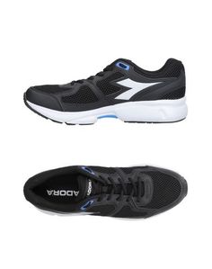 Низкие кеды и кроссовки Diadora