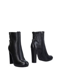 Полусапоги и высокие ботинки Guess