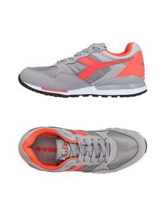 Низкие кеды и кроссовки Diadora