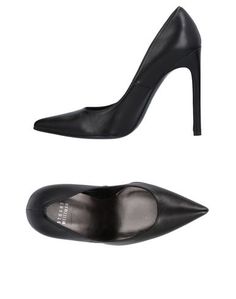 Туфли Stuart Weitzman