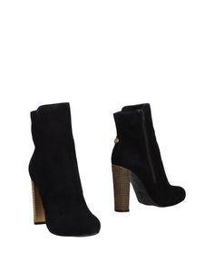 Полусапоги и высокие ботинки Guess
