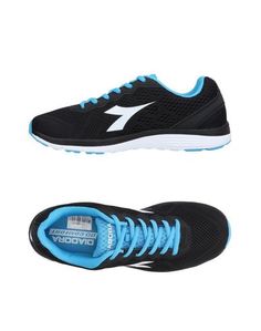 Низкие кеды и кроссовки Diadora