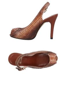Сандалии Stuart Weitzman