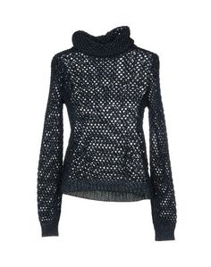 Водолазки Valentino