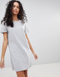 Трикотажное платье-футболка в полоску Only - Серый