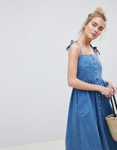 Выбеленное джинсовое платье миди на пуговицах ASOS DESIGN - Синий
