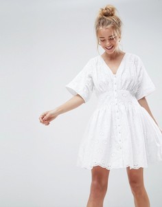 Чайное платье с вышивкой ришелье ASOS - Синий