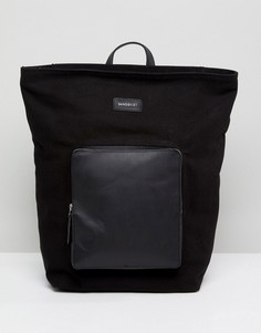 Рюкзак с кожаным карманом Sandqvist Misha - Черный