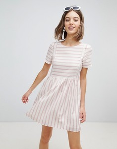 Приталенное платье в полоску Vero Moda - Мульти